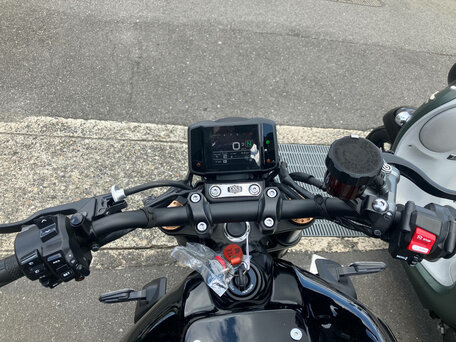 2025 Yamaha XSR900, чёрный, 1059018 рублей, вид 5