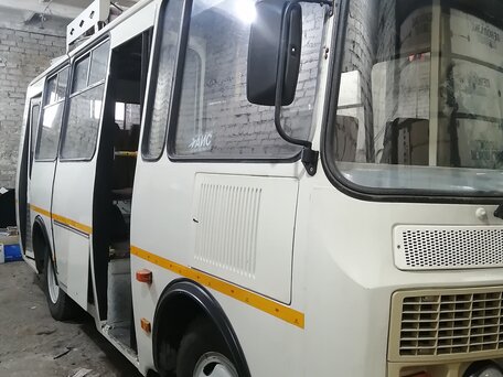 2008 ПАЗ 3205, белый, 800000 рублей, вид 2
