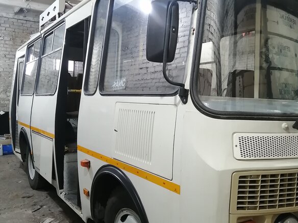 2008 ПАЗ 3205, белый, 800000 рублей - вид 1