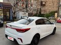 2018 Kia Rio IV, белый, 900000 рублей - вид 2