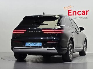 2022 Genesis GV70 I, чёрный, 12032468 рублей, вид 4