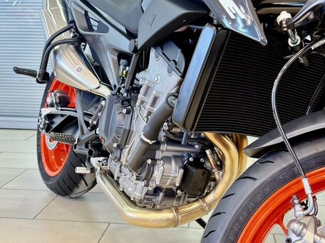 2026 KTM 790 Duke, чёрный, 1150000 рублей, вид 5