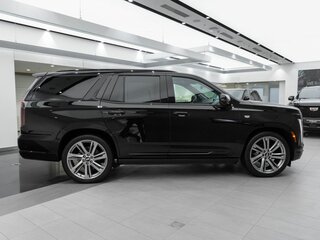 2025 Cadillac Escalade V Рестайлинг, чёрный, 21770900 рублей, вид 4
