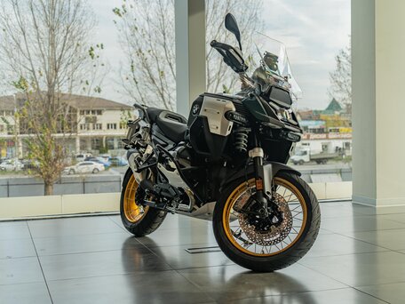 2025 BMW R 1300 GS Adventure, зелёный, 3240000 рублей, вид 1