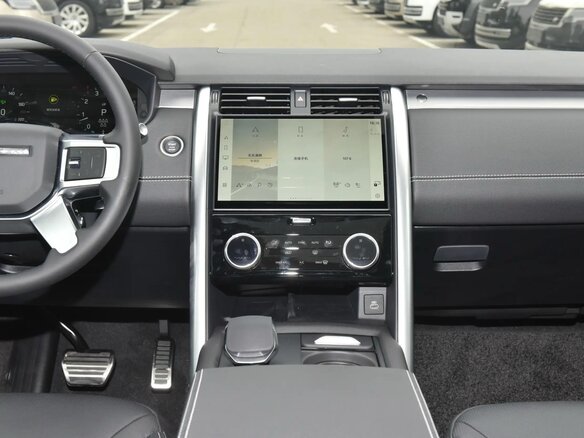 2025 Land Rover Discovery P360 V Рестайлинг, чёрный, 13270000 рублей - вид 10