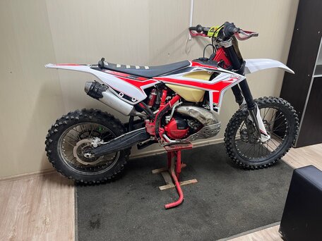 2020 Beta RR 2T 250/300, красный, 460000 рублей, вид 3