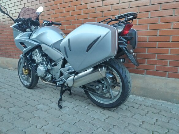 2008 Honda CBF 1000, серебристый, 480000 рублей - вид 5