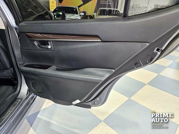 2015 Lexus ES 300h VI Рестайлинг, серый, 2749000 рублей - вид 19