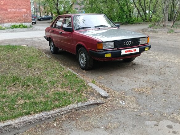 1982 Audi 80 YN, WV III (B2), красный, 150000 рублей - вид 1