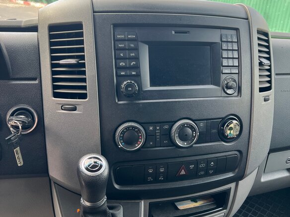 2015 Mercedes-Benz Sprinter, серый, 2200000 рублей - вид 15