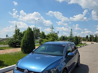 2013 Volkswagen Golf VII, голубой, 1185000 рублей, вид 3