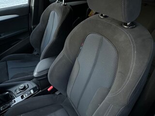 2018 BMW X1 20i xDrive II (F48), белый, 3300000 рублей, вид 2