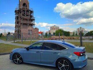 2024 Honda Civic XI Рестайлинг, серый, 1750000 рублей, вид 3