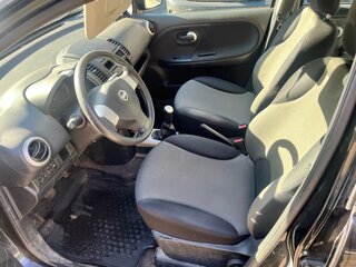 2011 Nissan Note I Рестайлинг, чёрный, 570000 рублей, вид 5
