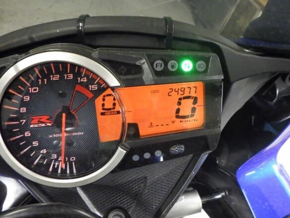 2016 Suzuki GSX-R 1000, синий, 1000000 рублей - вид 7