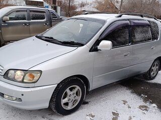 1998 Toyota Ipsum I (M10), серебристый, 500000 рублей, вид 2