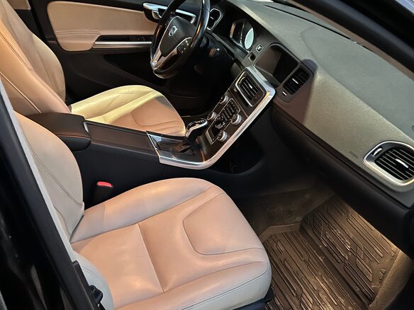 2014 Volvo S60 II Рестайлинг, чёрный, 1549000 рублей - вид 6