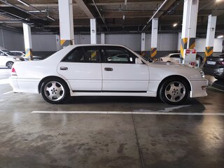 1998 Toyota Crown X (S150), белый, 1365000 рублей, вид 4