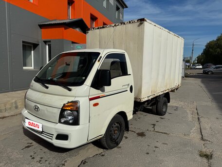 2013 Hyundai Porter II, белый, 700000 рублей, вид 3