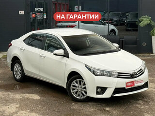 2013 Toyota Corolla XI (E160, E170, E180), белый, 1250000 рублей, вид 1