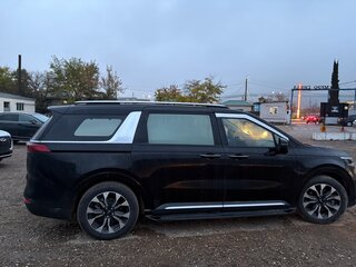 2020 Kia Carnival IV, чёрный, 3900000 рублей, вид 4