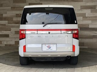 2022 Mitsubishi Delica D:5 I Рестайлинг, белый, 2842009 рублей, вид 5