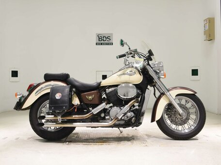 1998 Honda Shadow 750, коричневый, 397000 рублей, вид 2