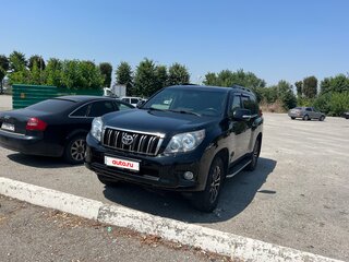 2011 Toyota Land Cruiser Prado 150 Series, чёрный, 3300000 рублей, вид 1