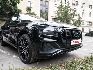 2019 Audi Q8 50 TDI I (4M), чёрный, 6900000 рублей, вид 2