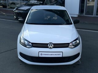 2015 Volkswagen Polo V, белый, 745000 рублей, вид 4