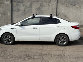 2014 Kia Rio III, белый, 739000 рублей, вид 3
