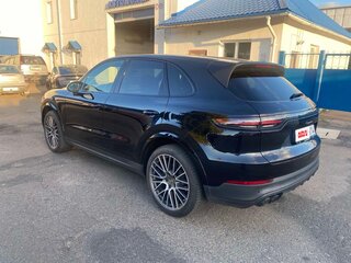 2022 Porsche Cayenne III, чёрный, 15000000 рублей, вид 2