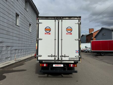 2024 Isuzu Elf (N-series), белый, 3000000 рублей, вид 2