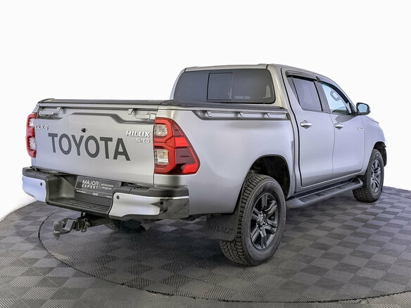 2022 Toyota Hilux VIII Рестайлинг 2, серебристый - вид 4