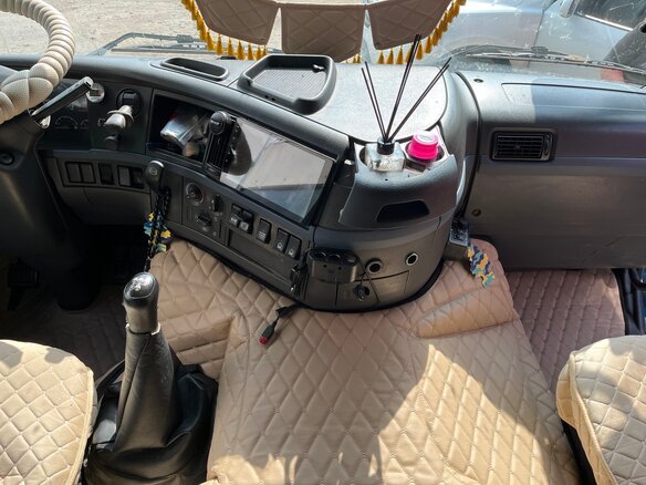 2008 Volvo FM, зелёный, 3350000 рублей - вид 16