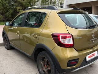 2017 Renault Sandero Stepway II, зелёный, 830000 рублей, вид 4