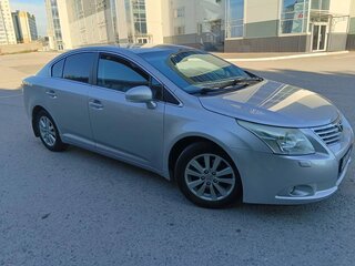 2009 Toyota Avensis III, серебристый, 850000 рублей, вид 4