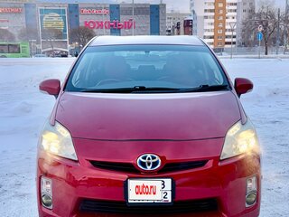 2009 Toyota Prius III (XW30), красный, 1400000 рублей, вид 2