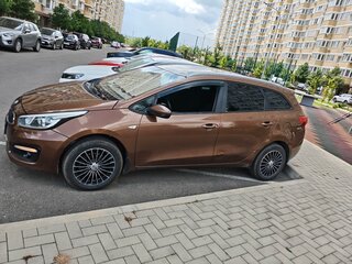 2017 Kia Ceed II Рестайлинг, коричневый, 750000 рублей, вид 5