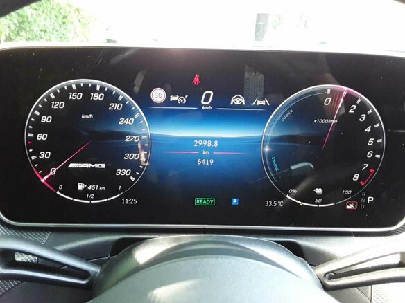 2025 Mercedes-Benz C-Класс AMG 63 AMG S E Performance V (W206), серебристый - вид 3