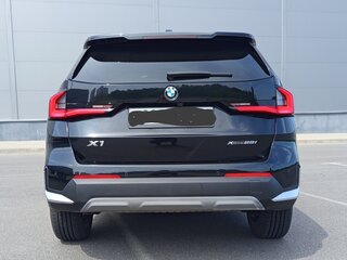 2023 BMW X1 28i xDrive III (U11/U12), чёрный, 3050000 рублей, вид 5