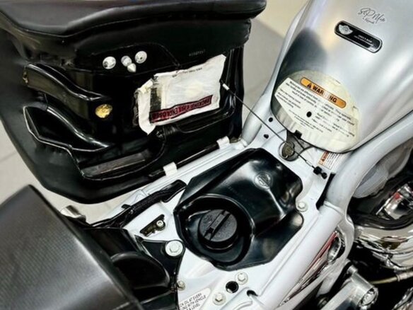 2003 Harley-Davidson V-Rod, серебристый, 1190000 рублей - вид 13
