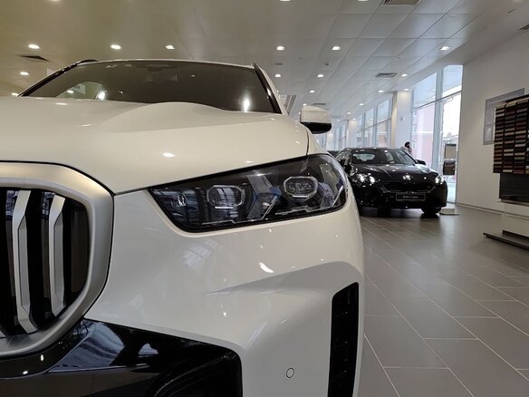 2025 BMW X5 40i IV (G05/G18) Рестайлинг, белый, 16400000 рублей - вид 16