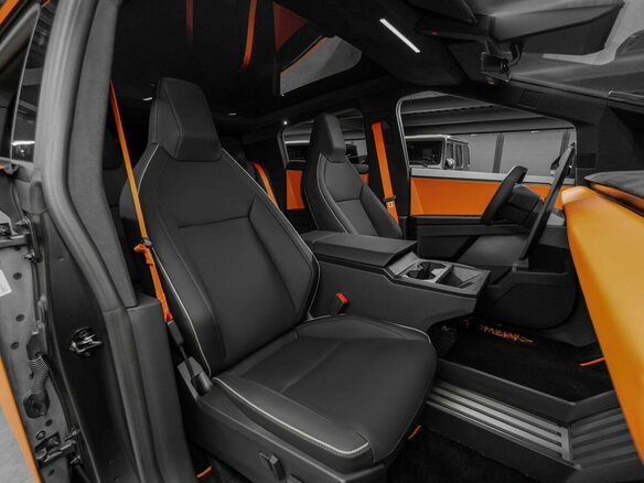 2024 Tesla Cybertruck Cyberbeast, оранжевый, 18500000 рублей - вид 30