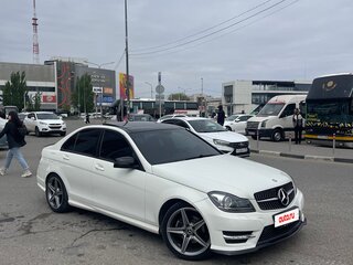 2012 Mercedes-Benz C-Класс 180 BlueEFFICIENCY III (W204) Рестайлинг, белый, 1500000 рублей, вид 4