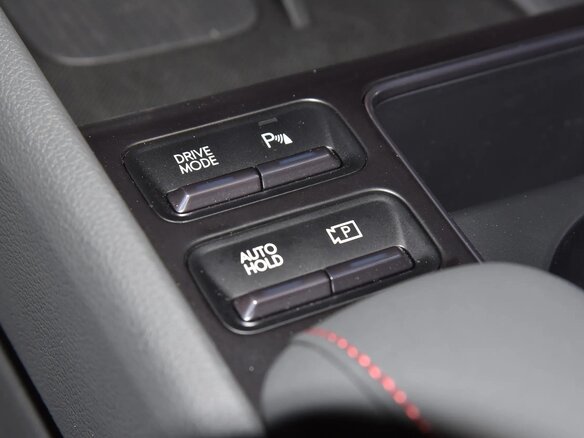 2025 Hyundai Sonata VIII (DN8) Рестайлинг, серый, 3300000 рублей - вид 18