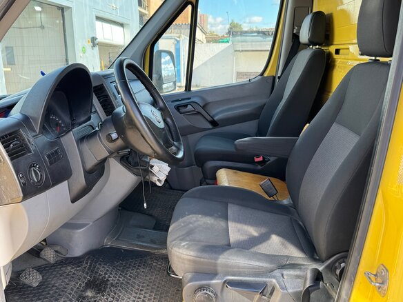 2016 Volkswagen Crafter, жёлтый, 1085000 рублей - вид 18