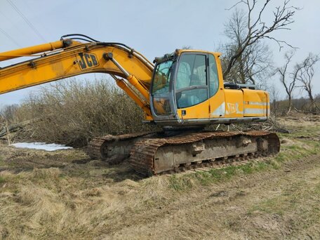 1998 JCB Гусеничные, золотистый, 2400000 рублей, вид 1