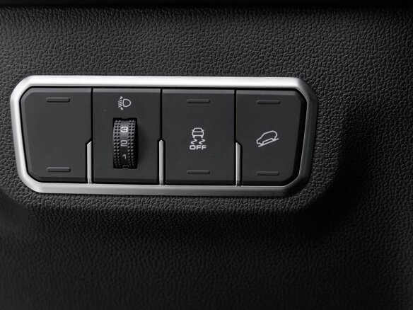2026 Haval M6 II, белый - вид 33