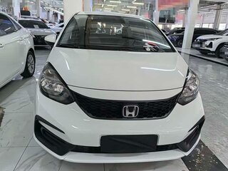 2023 Honda Fit Crosstar IV Рестайлинг, белый, 990000 рублей, вид 2